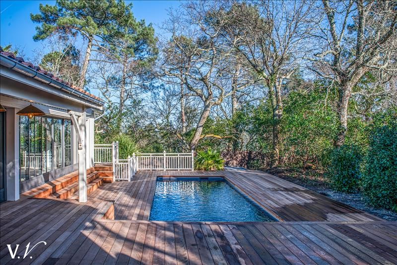 4 bedrooms Villa in La Teste-de-Buch, France No. 297721