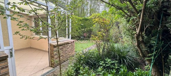 3 bedrooms Townhouse in Mantes-la-Ville, France No. 180533 2