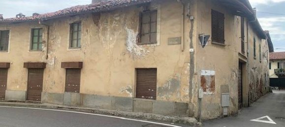 1 room Building in Pinerolo, Italy No. 381153 3