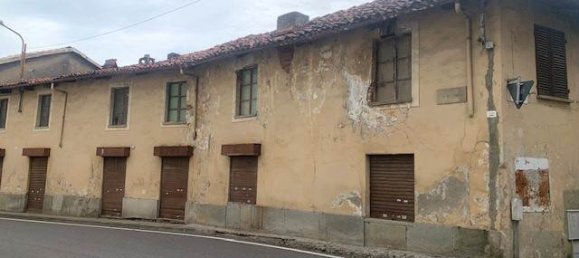 1 room Building in Pinerolo, Italy No. 381153 12
