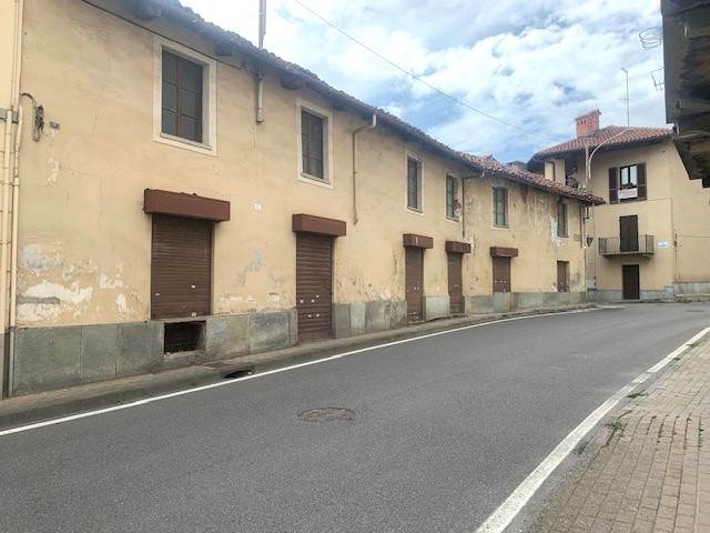 1 room Building in Pinerolo, Italy No. 381153