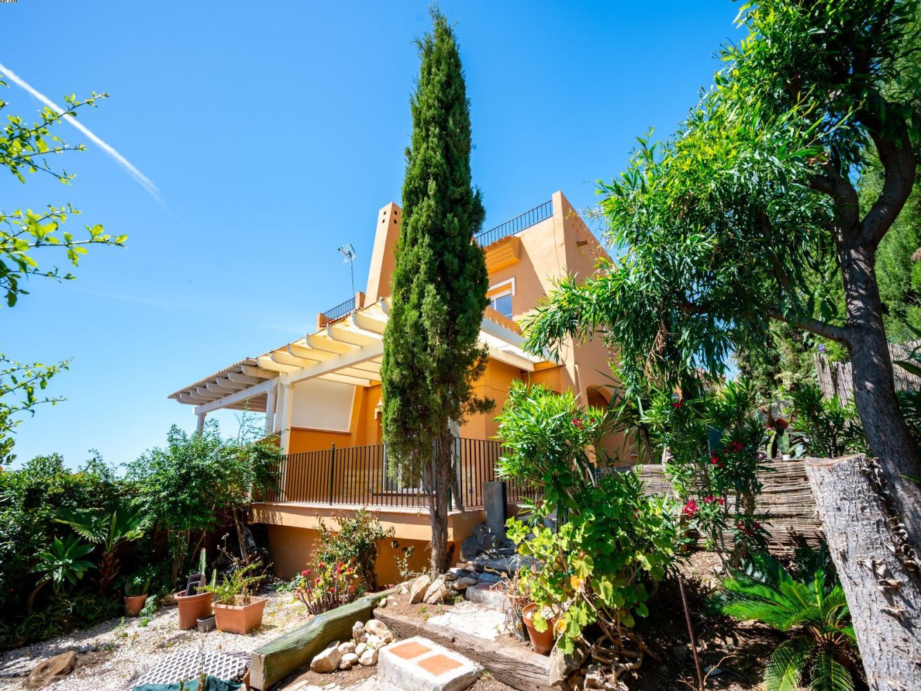 Adosado de 3 dormitorios en Mijas, Spain No. 140109