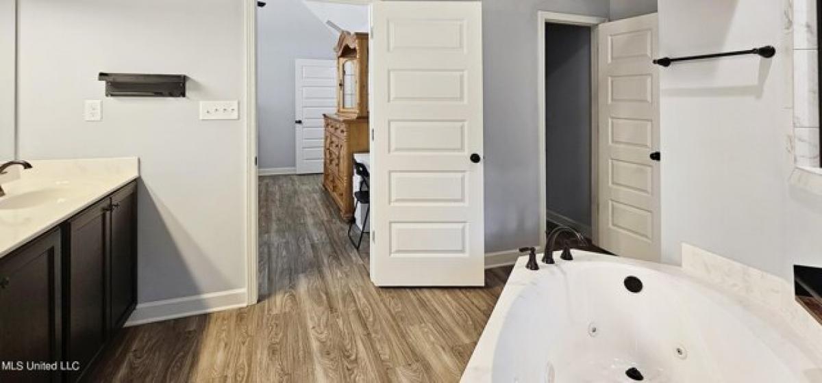 4 bedrooms House in Southaven, USA No. 418914