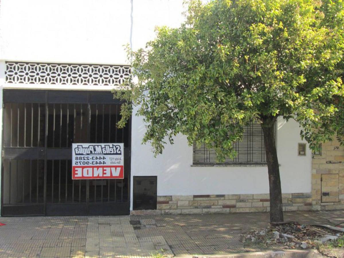 2 bedrooms House in Bermudez, Argentina No. 18281