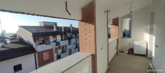 Duplex de 2 divisões em Baranzate, Italy N.º 149276 4