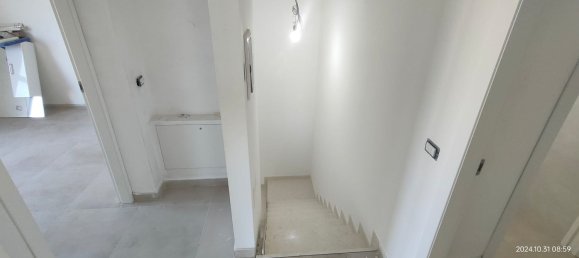 Duplex de 2 divisões em Baranzate, Italy N.º 149276 10