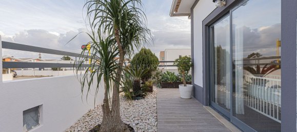 4 bedrooms House in Setubal, Portugal No. 117203 10