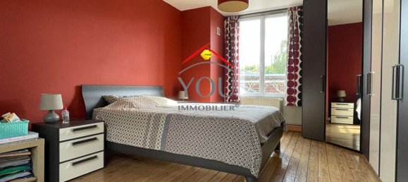3 Schlafzimmer Haus in Sainte-Genevieve, France, Nr. 323874 5