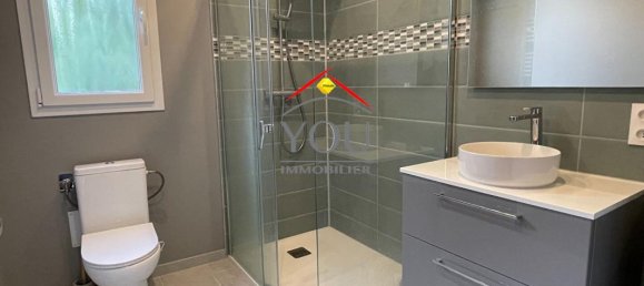 3 Schlafzimmer Haus in Sainte-Genevieve, France, Nr. 323874 8