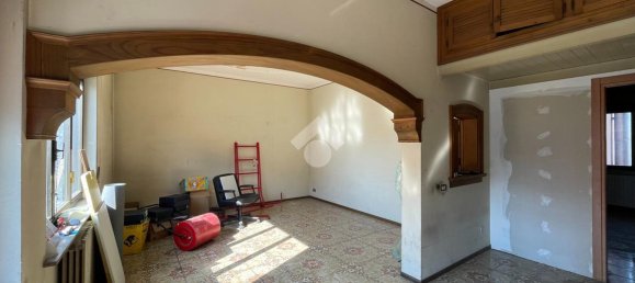 4 rooms Apartment in Villa d'Almè, Italy No. 2124 4