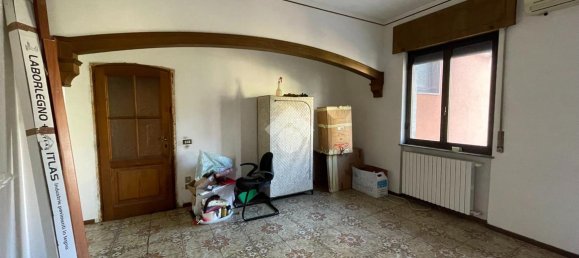 4 rooms Apartment in Villa d'Almè, Italy No. 2124 8