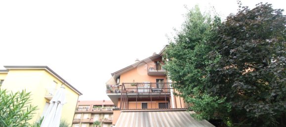 4 rooms Apartment in Villa d'Almè, Italy No. 2124 31