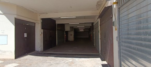 30m² Garage in Rome, Italy No. 328575 8