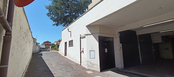 30m² Garage in Rome, Italy No. 328575 7