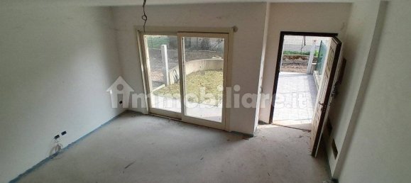 2 غرف نوم فيلا في Sannazzaro de' Burgondi, Italy رقم 191052 46