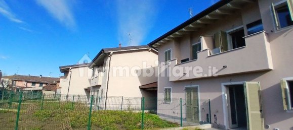 2 غرف نوم فيلا في Sannazzaro de' Burgondi, Italy رقم 191052 6