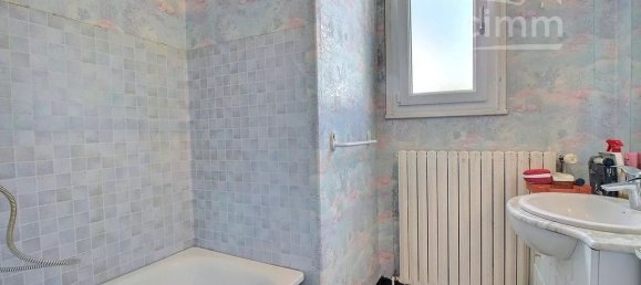 2 Schlafzimmer Haus in Monts, France, Nr. 231421 8