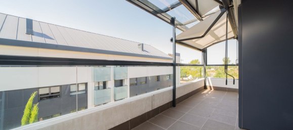 3 bedrooms Penthouse in Boadilla del Monte, Spain No. 137389 4