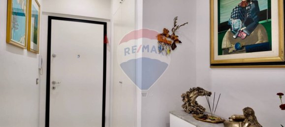 Apartamento de 3 dormitorios en Ancona, Italy No. 264231 2