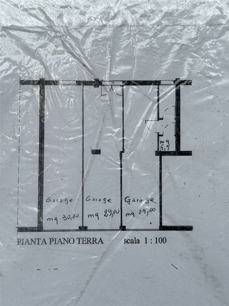 30m² Garage in Chioggia, Italy No. 224424