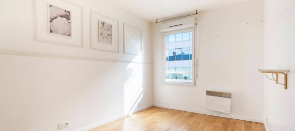 Apartamento de 3 dormitorios en Bezons, France No. 166481 6