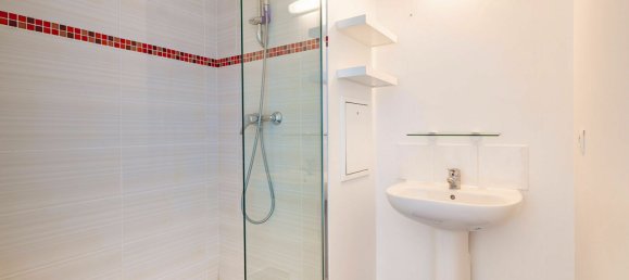 Apartamento de 3 dormitorios en Bezons, France No. 166481 7