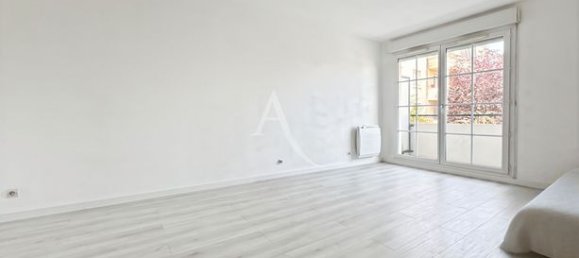 Квартира с 1 спальней в Сержи, Франция № 301736 5