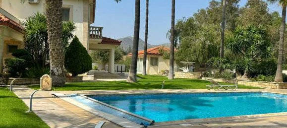 5 Schlafzimmer Haus in Pyrgos, Cyprus, Nr. 10896 5