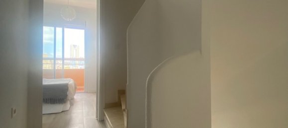 3 bedrooms Townhouse in Benidorm, Spain No. 10154 2