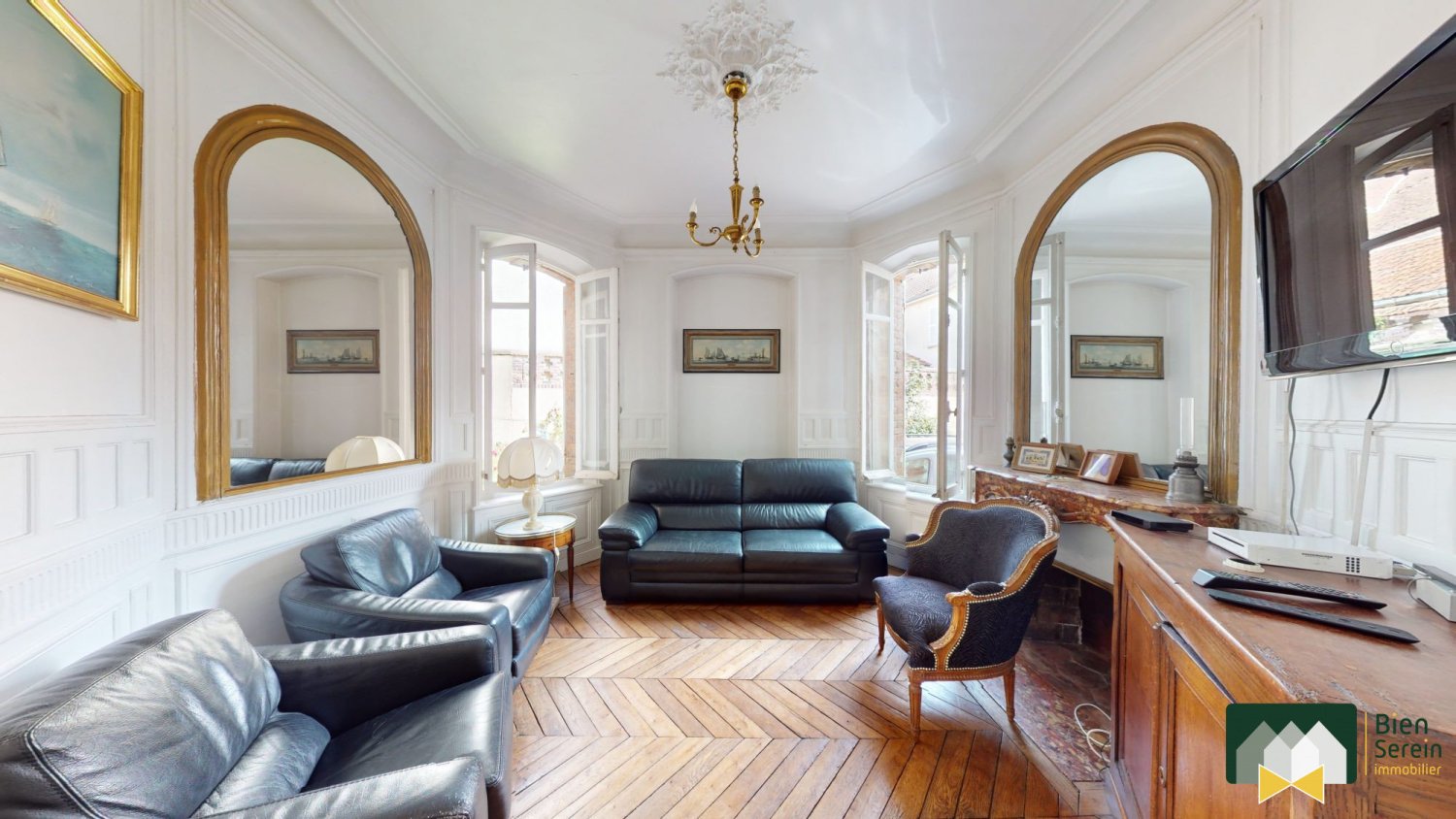 5 bedrooms House in Chartres, France No. 86783