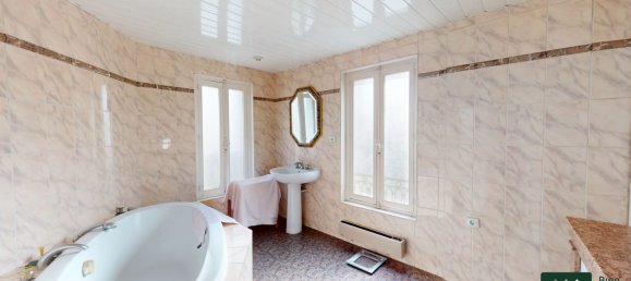 5 bedrooms House in Chartres, France No. 86783 5