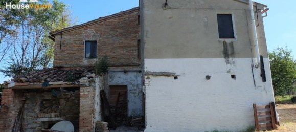 5 rooms House in Serra de' Conti, Italy No. 139415 25