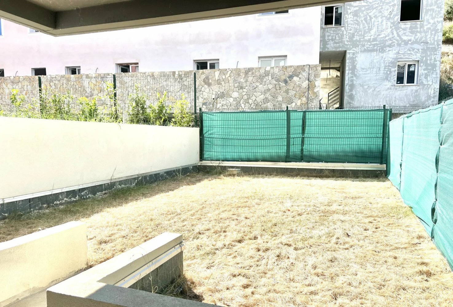 1 bedroom Apartment in Saint-Andre-de-la-Roche, France No. 284742