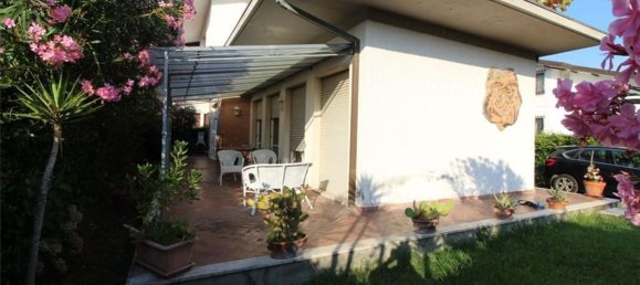 2 rooms Villa in Forte dei Marmi, Italy No. 288231 6