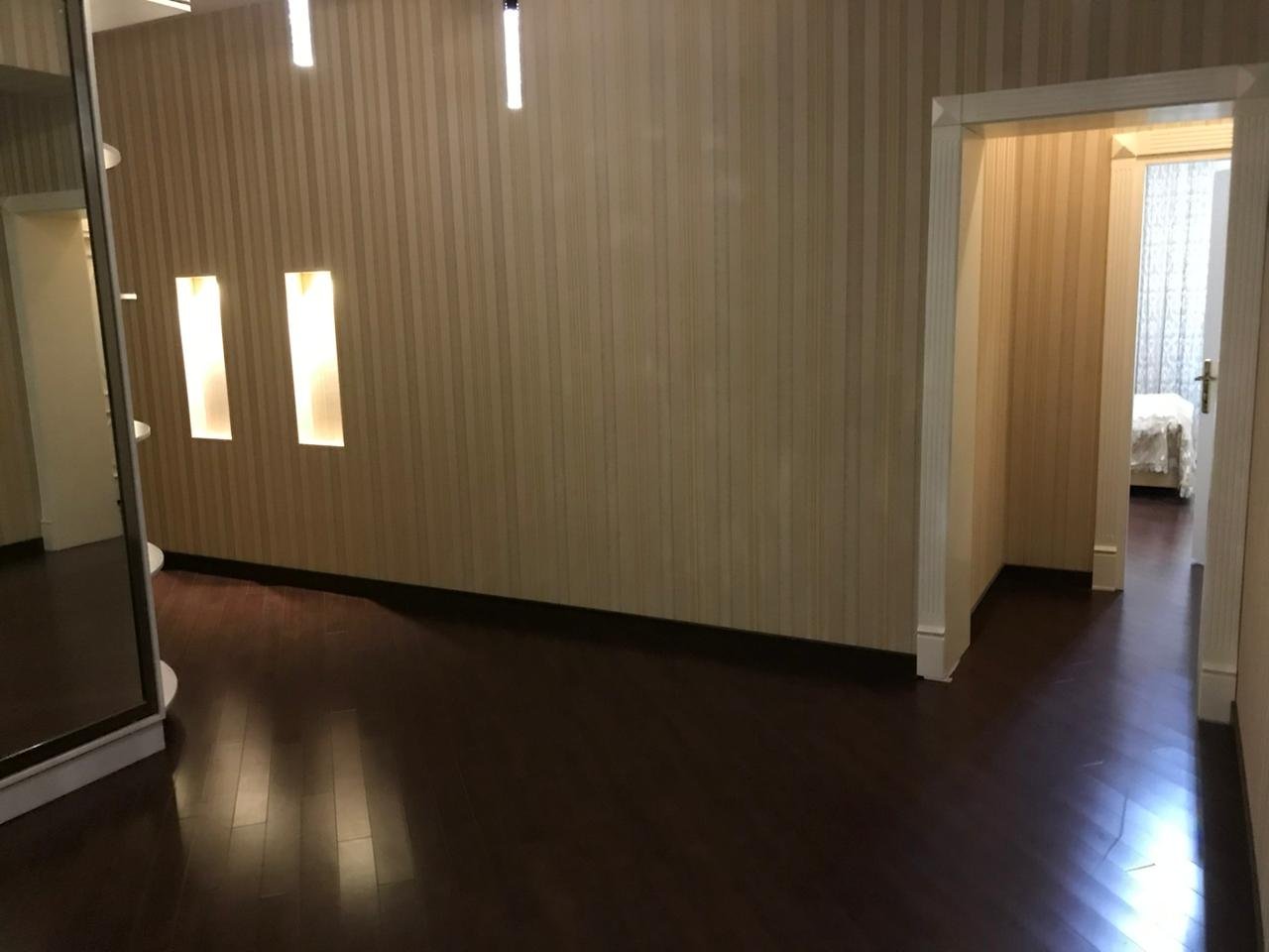 Apartamento de 2 dormitorios en Baku, Azerbaijan No. 1957