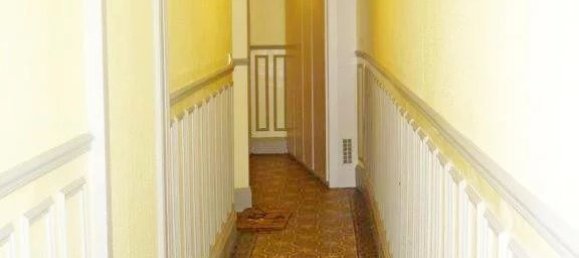 Edifício de 8 divisões em Laon, France N.º 80209 16