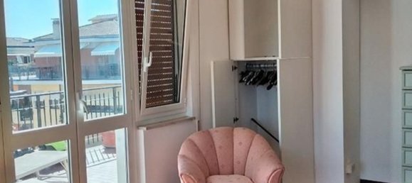 7 rooms Penthouse in Carrara, Italy No. 142853 7