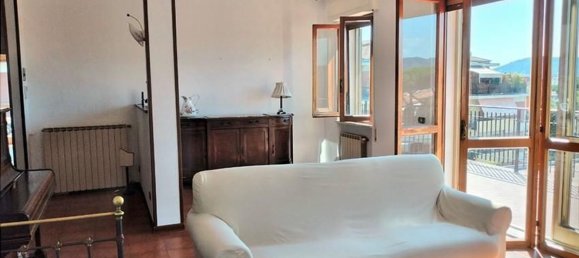 7 rooms Penthouse in Carrara, Italy No. 142853 19