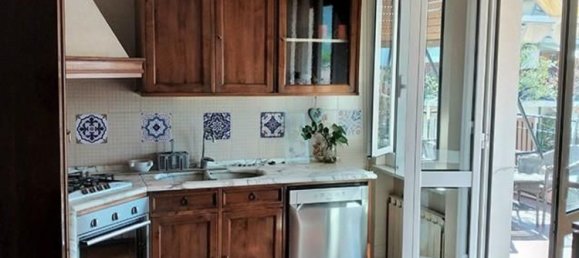 7 rooms Penthouse in Carrara, Italy No. 142853 5