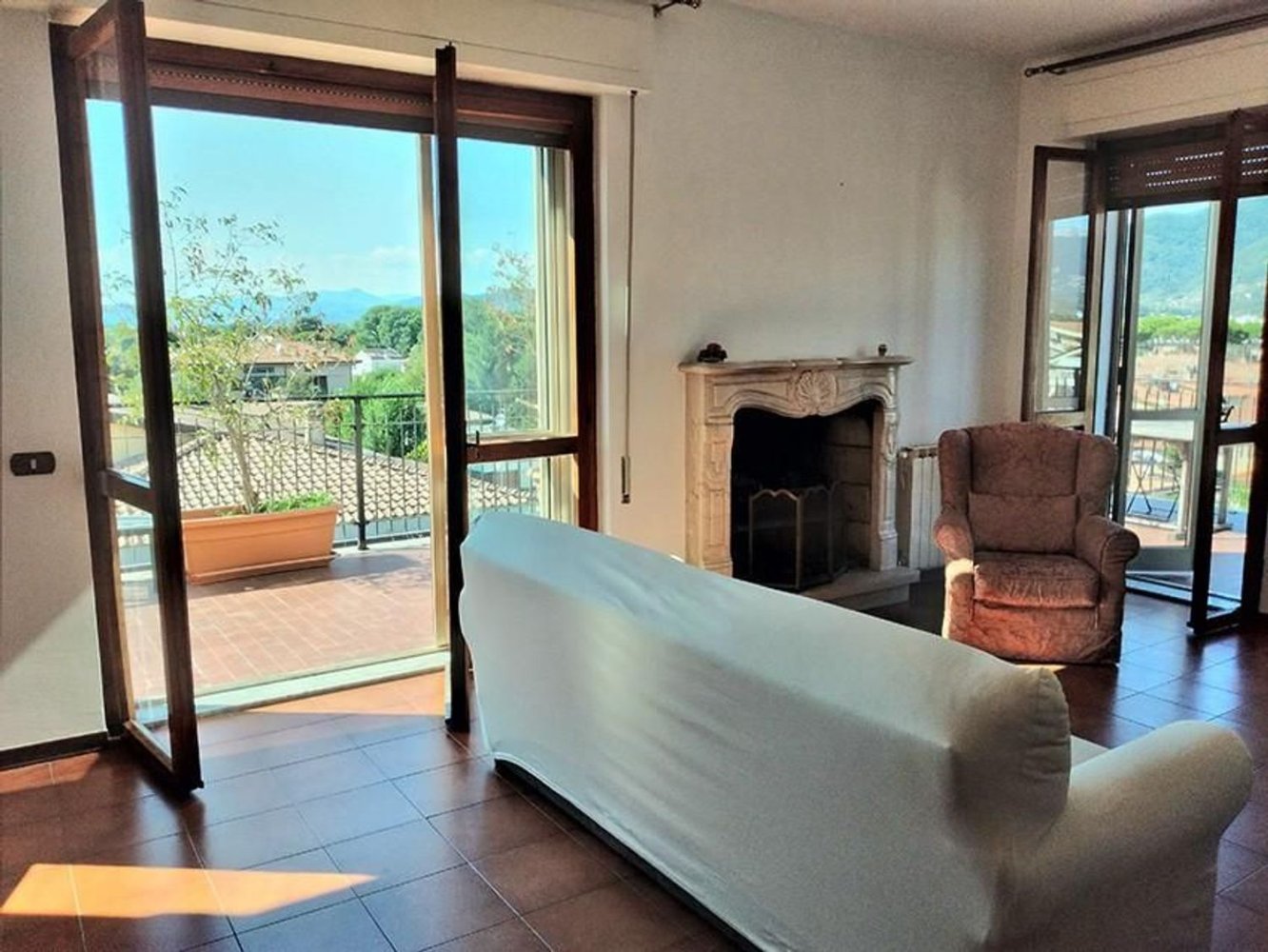 7 rooms Penthouse in Carrara, Italy No. 142853