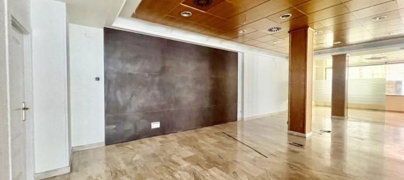 217m² Commercial property in Avila, Spain No. 123425 2