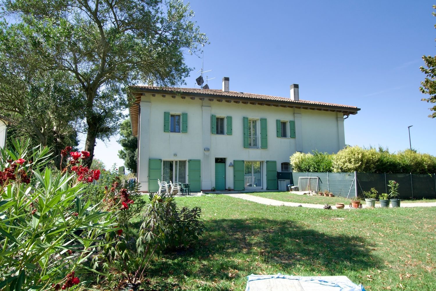 5 rooms House in San Pietro in Casale, Italy No. 292323