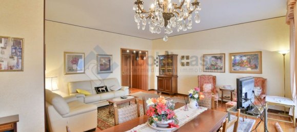 4 rooms Apartment in Seregno, Italy No. 153163 2