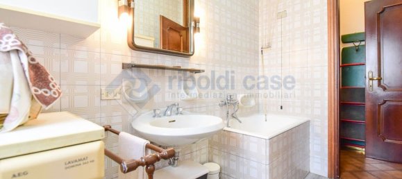 4 rooms Apartment in Seregno, Italy No. 153163 29