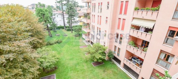 4 rooms Apartment in Seregno, Italy No. 153163 30