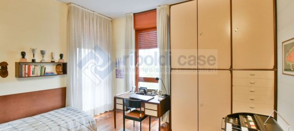 4 rooms Apartment in Seregno, Italy No. 153163 15