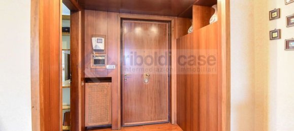 4 rooms Apartment in Seregno, Italy No. 153163 4