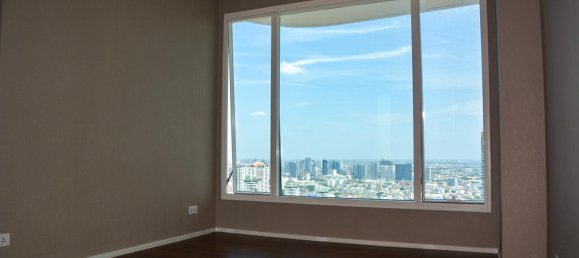 3 bedrooms Condo in Bangkok, Thailand No. 6749 12