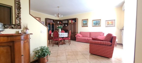 4 bedrooms House in San Zeno Naviglio, Italy No. 361349 4