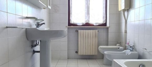 4 bedrooms House in San Zeno Naviglio, Italy No. 361349 13